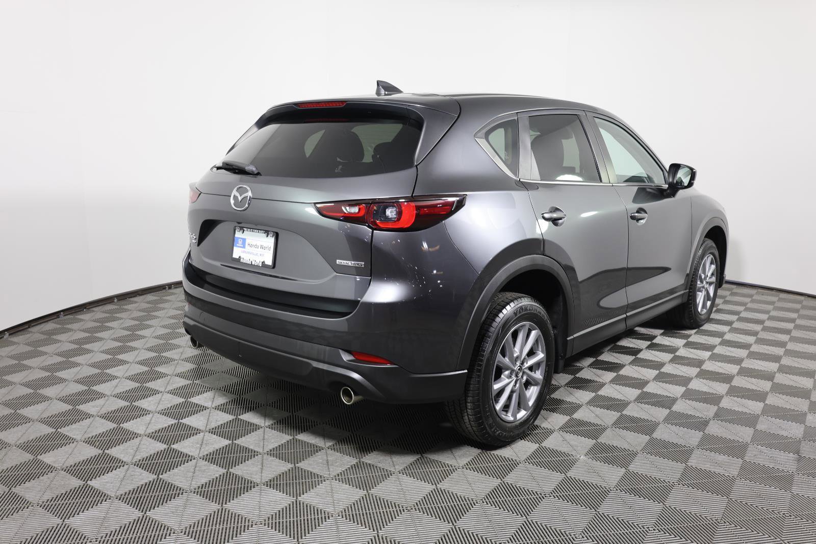 Used 2023 MAZDA CX-5 AWD 2.5 S w/ Select Package image 3