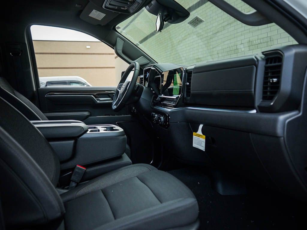 New 2026 Chevrolet Silverado 1500 LT AWD/4WD image 8