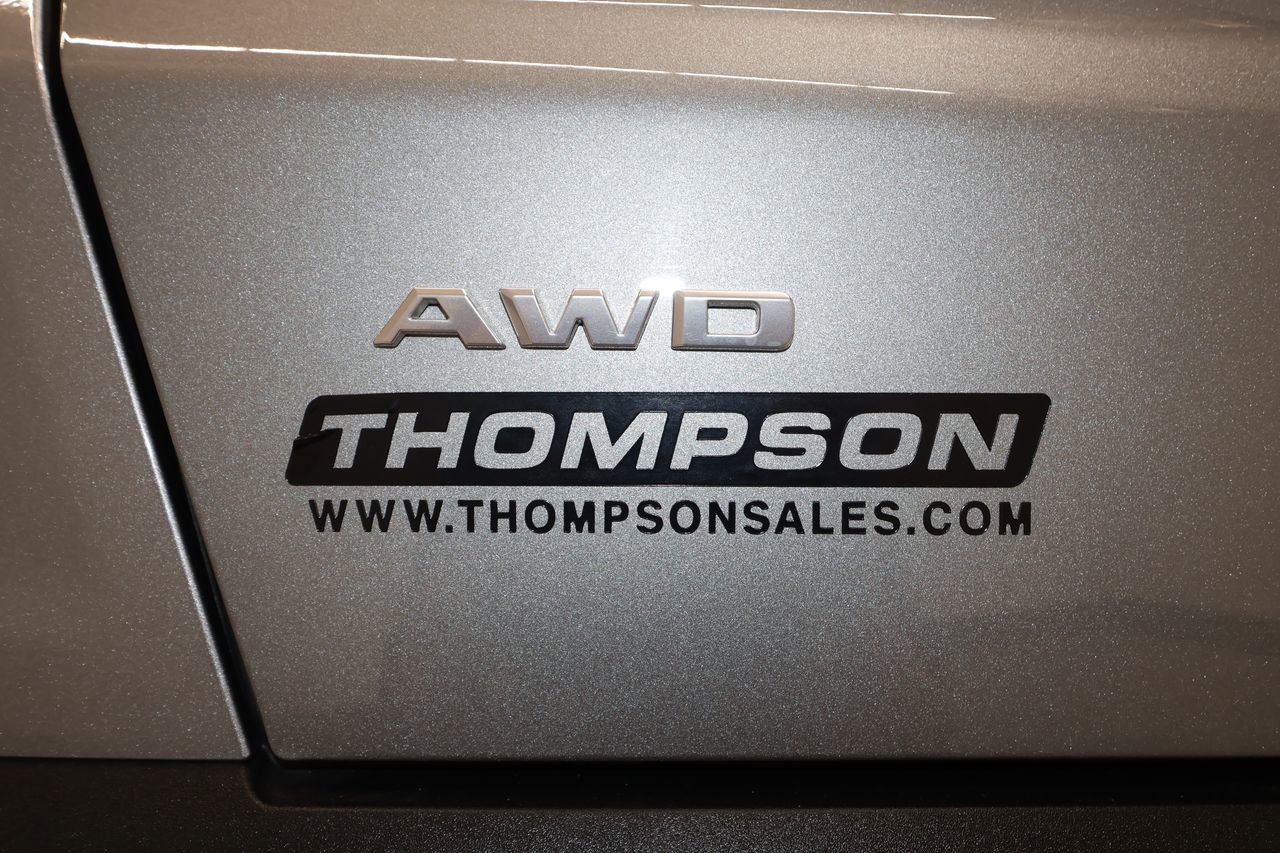 Certified 2025 Cadillac XT5 Premium Luxury w/ Technology Package AWD/4WD image 38