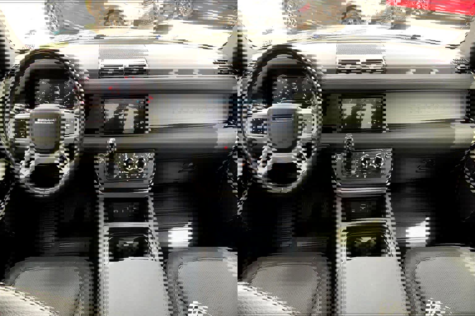 Used 2023 Land Rover Defender 110 X-Dynamic SE image 15