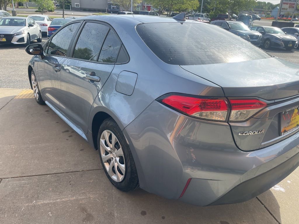 Used 2023 Toyota Corolla LE image 6