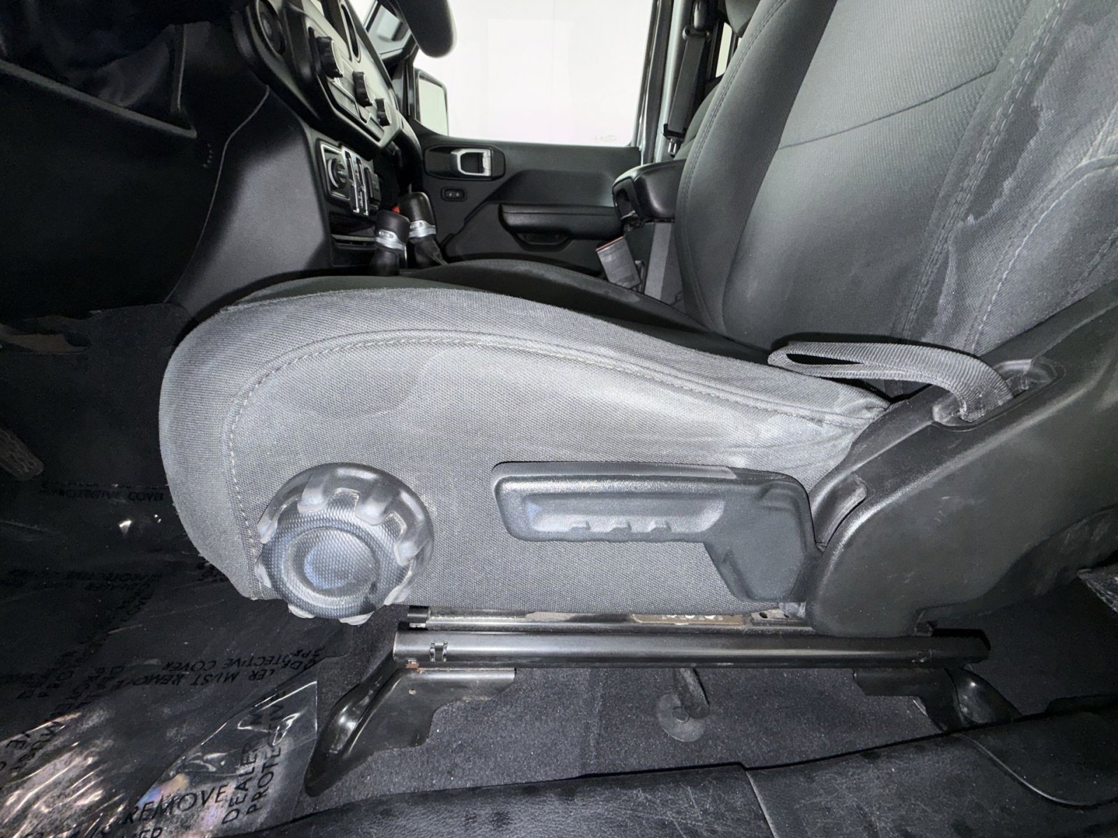 Used 2023 Jeep Wrangler Unlimited Sport AWD/4WD image 14
