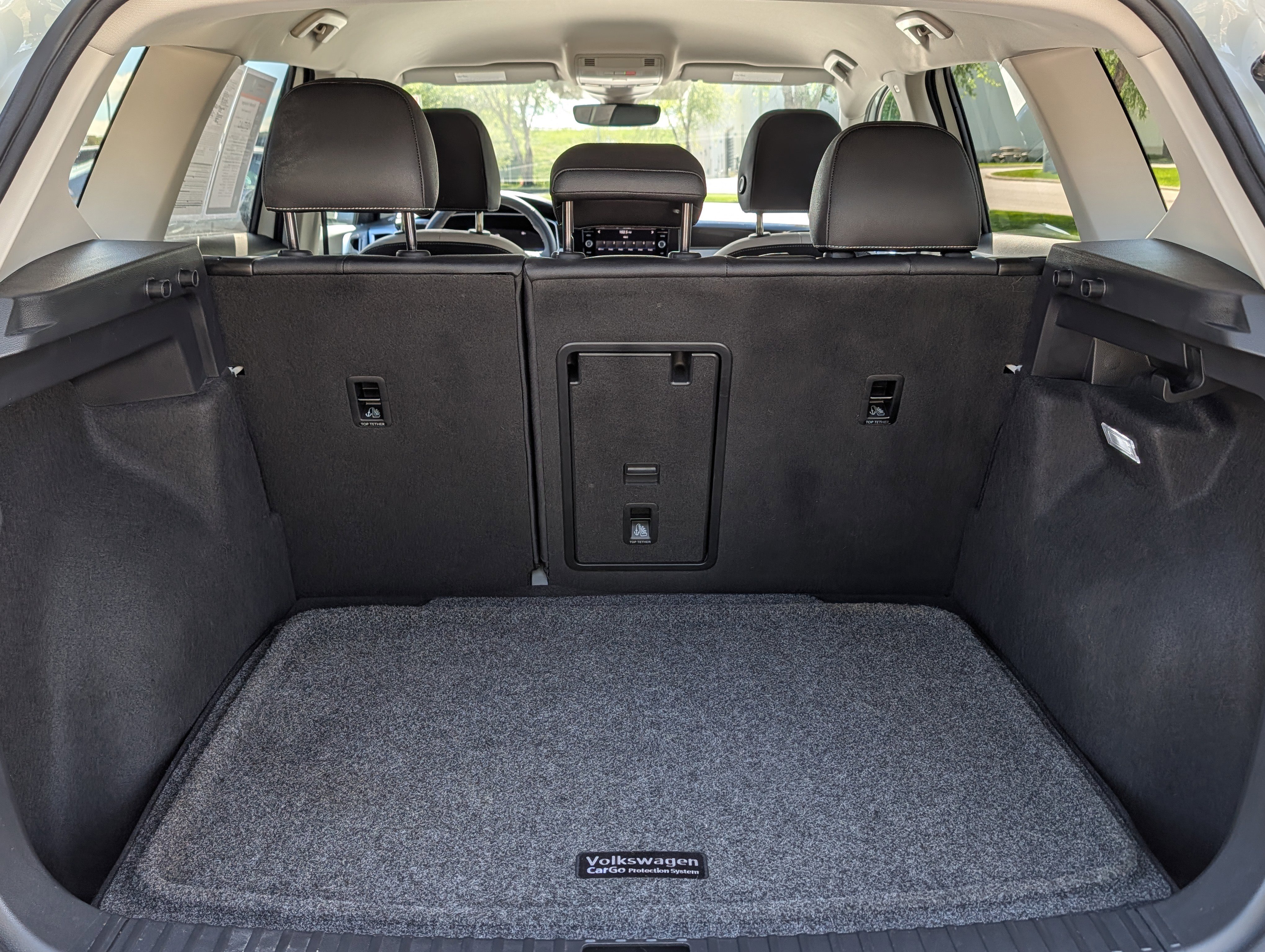 Certified 2025 Volkswagen Taos SE AWD/4WD image 18