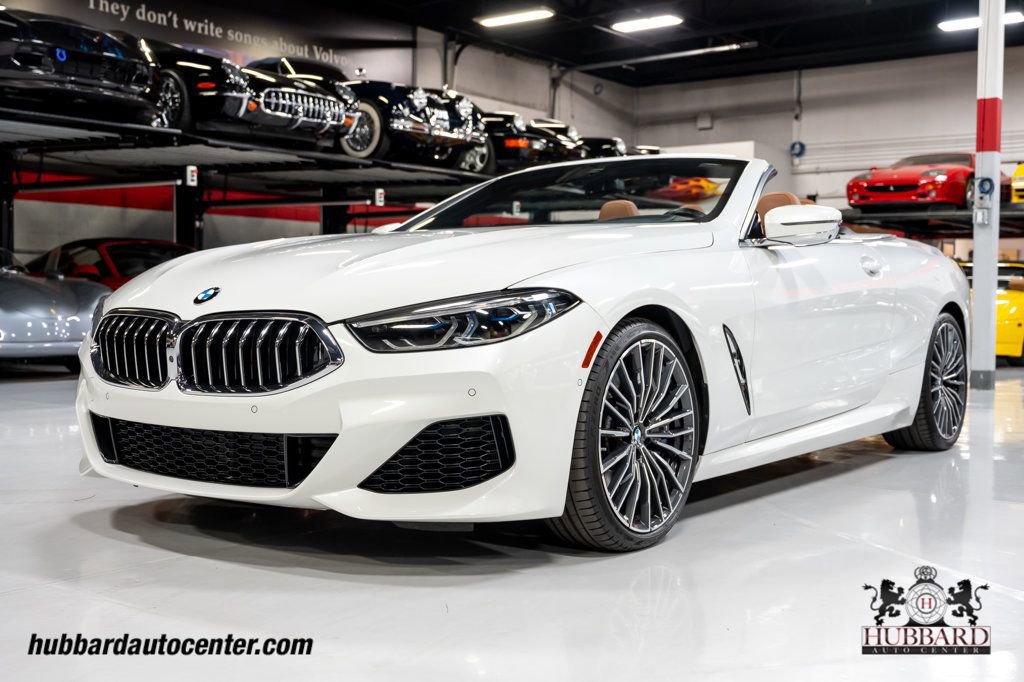 Used 2022 BMW M850i xDrive Convertible w/ Driving Assistance Package AWD/4WD image 11