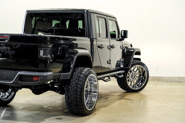 Used 2023 Jeep Gladiator Sport AWD/4WD image 29