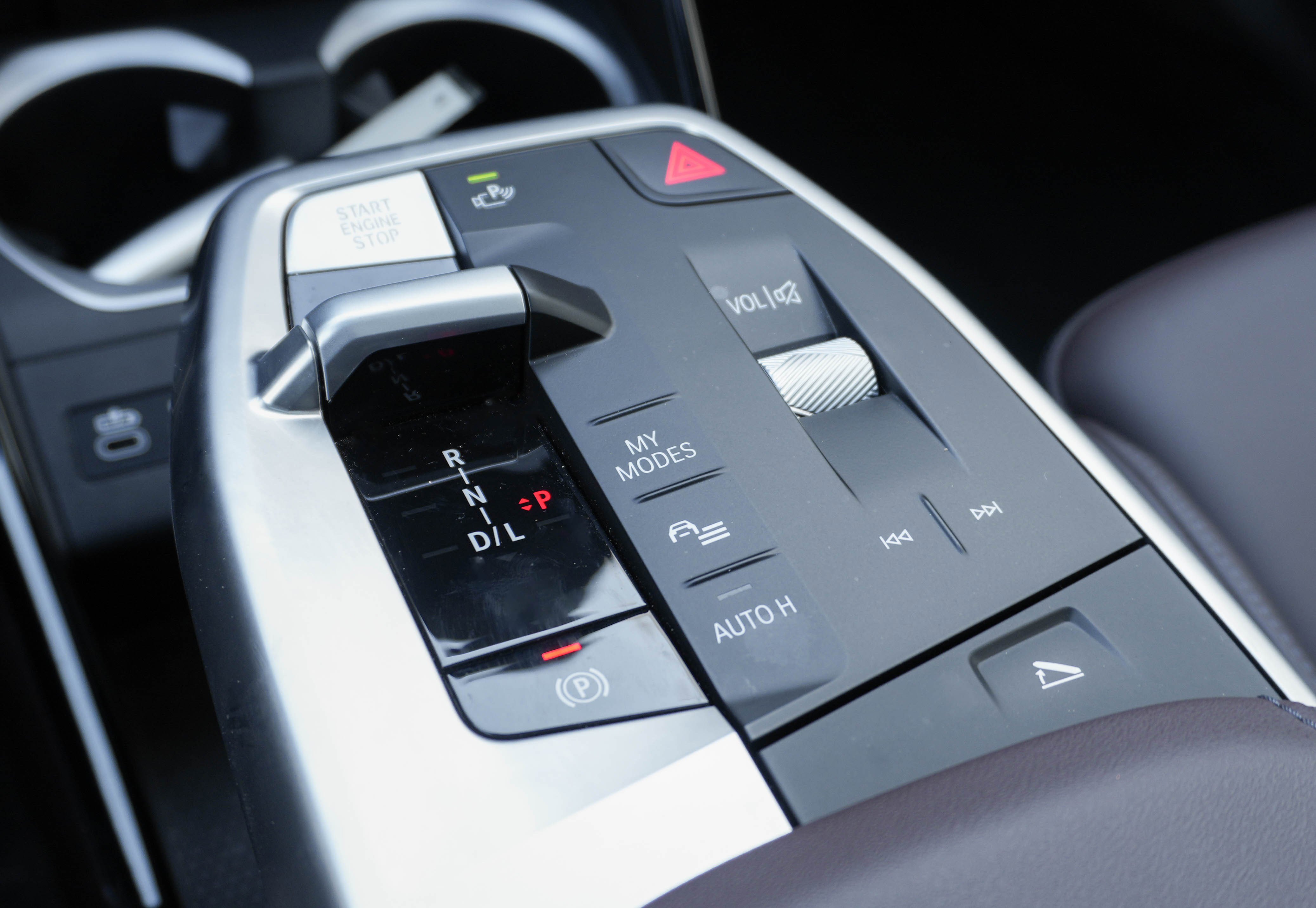 Certified 2025 BMW X1 xDrive28i image 27