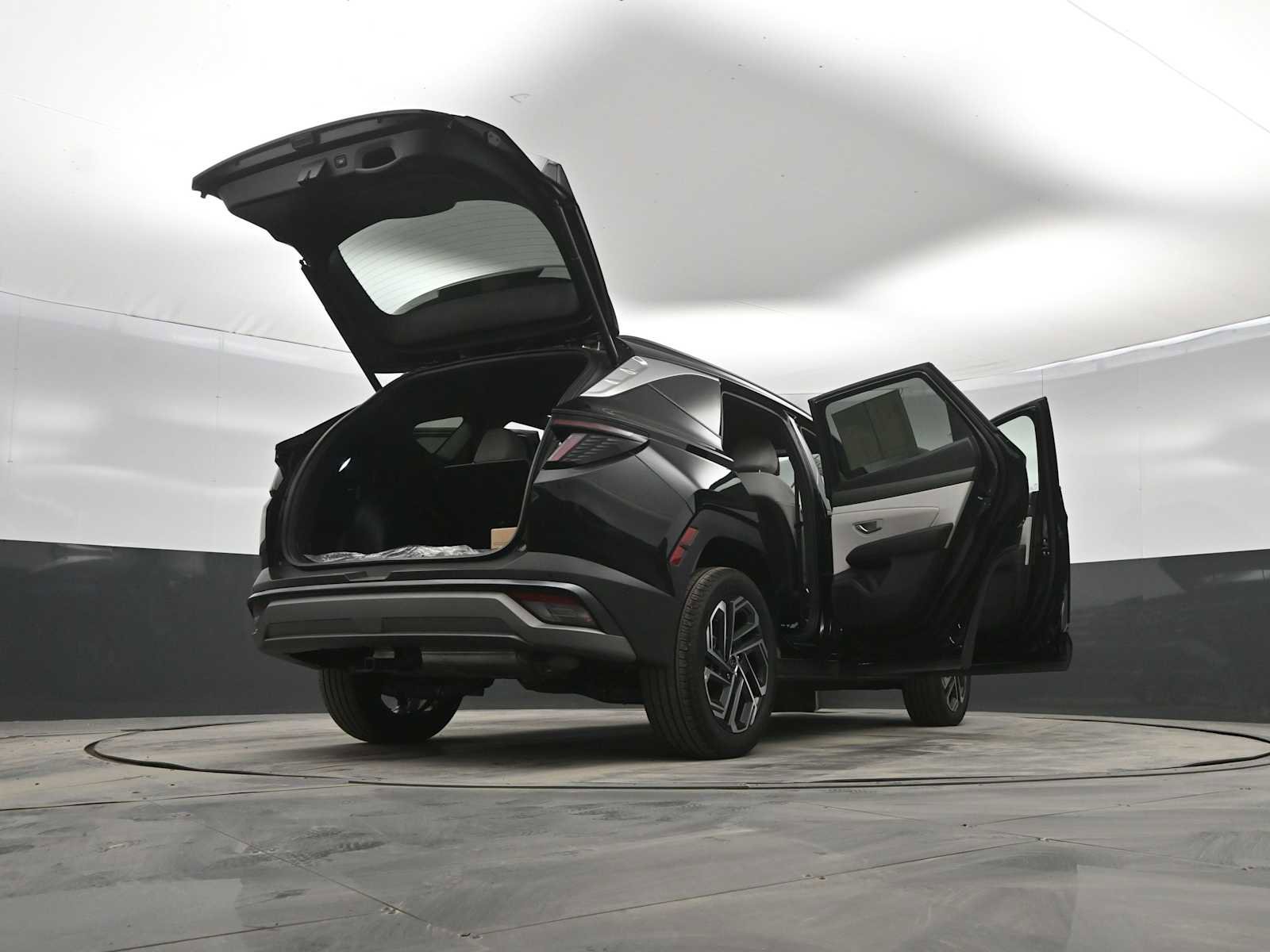 Certified 2025 Hyundai Tucson Limited image 46