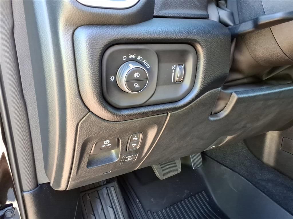 New 2025 RAM 1500 Big Horn image 15