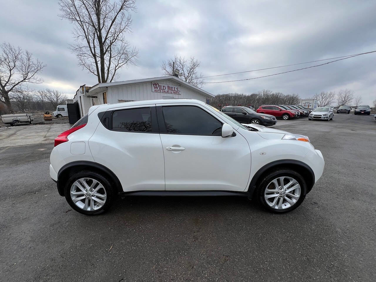 Used 2013 Nissan Juke SV image 4