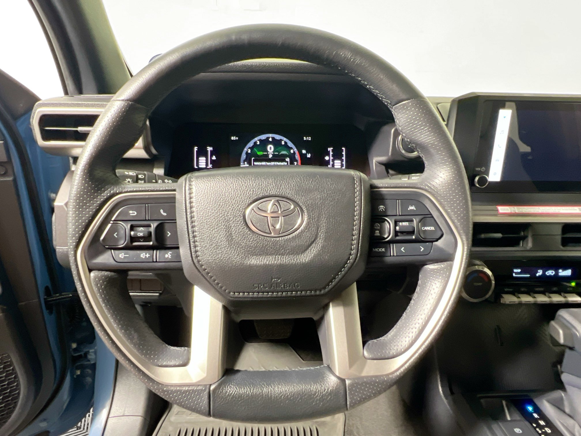 Used 2026 Toyota 4Runner SR5 RWD image 17