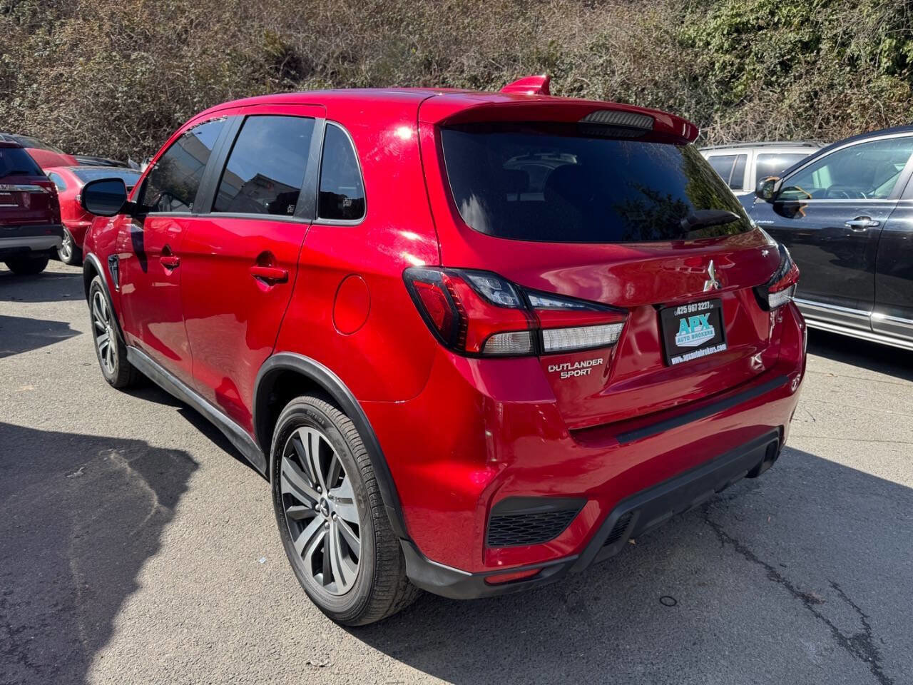 Used 2021 Mitsubishi Outlander Sport SE AWD/4WD image 2