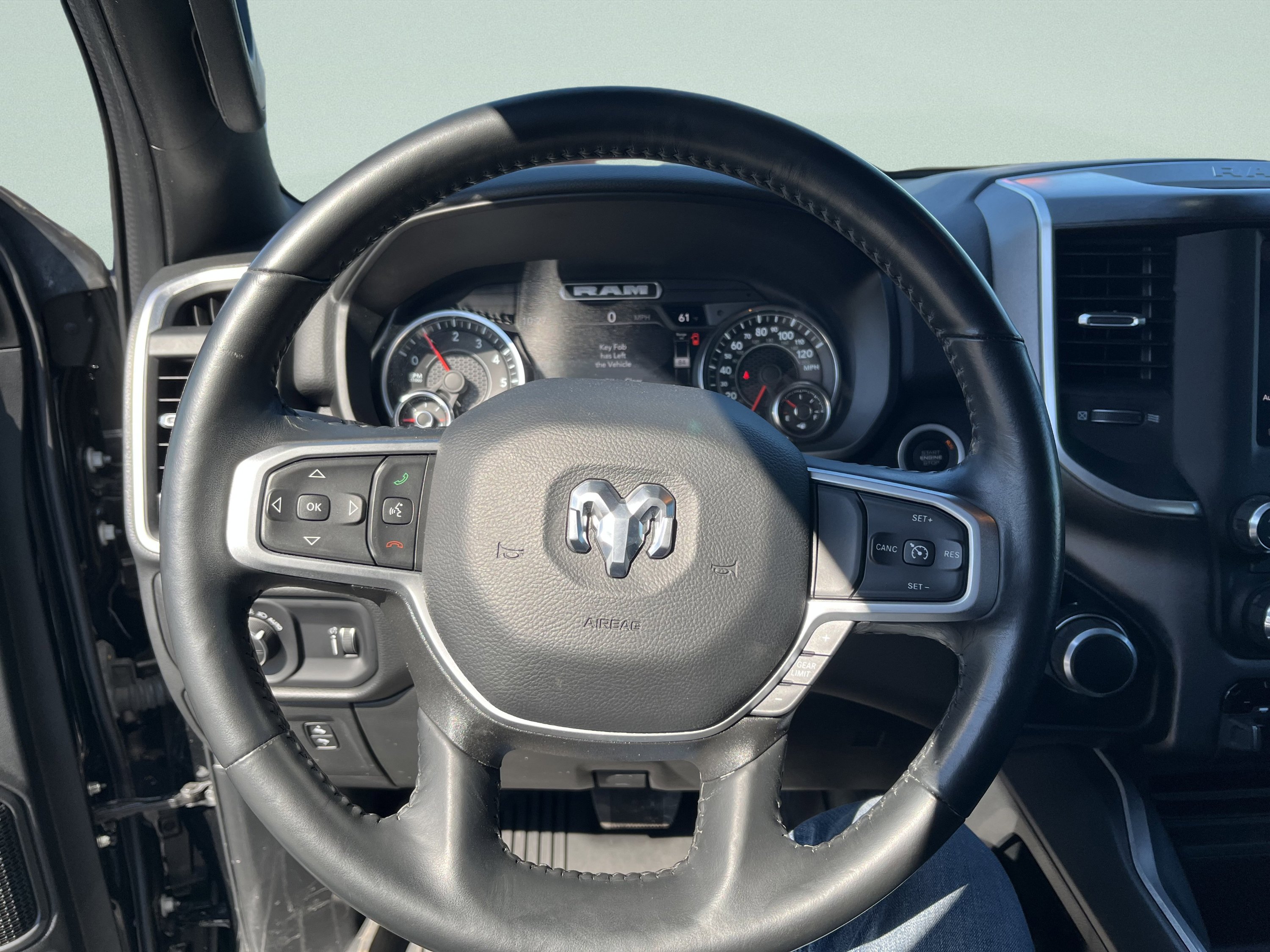 Used 2023 RAM 1500 Big Horn AWD/4WD image 18