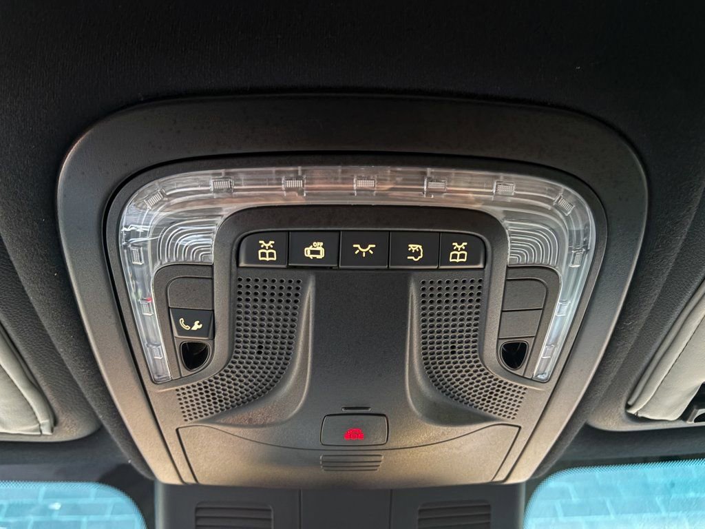 Used 2024 Mercedes-Benz Sprinter 3500 image 21