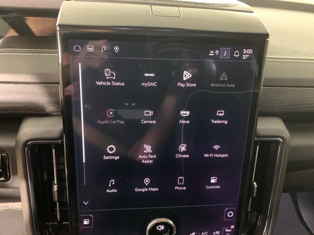 Used 2025 GMC Yukon XL AT4 Ultimate image 28