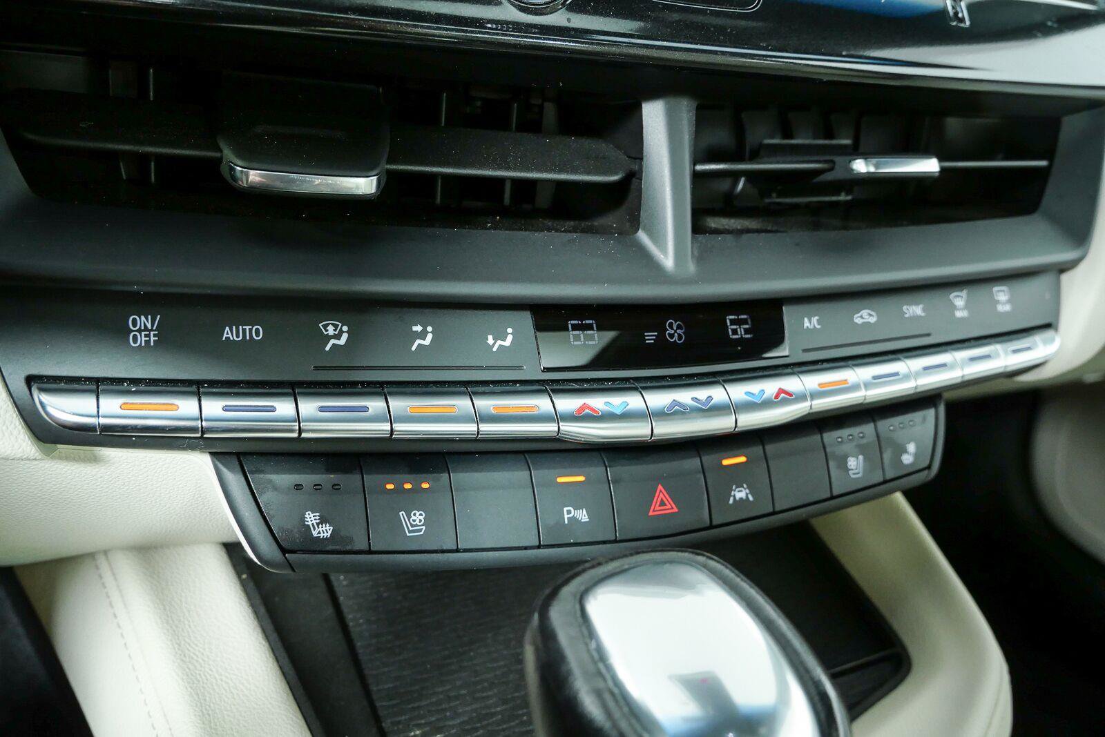 Used 2021 Cadillac CT4 Premium Luxury RWD image 16