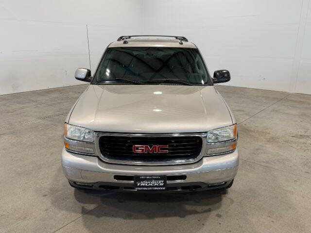 Used 2005 GMC Yukon XL 2500 SLT w/ SLT Preferred Equipment Group AWD/4WD image 4