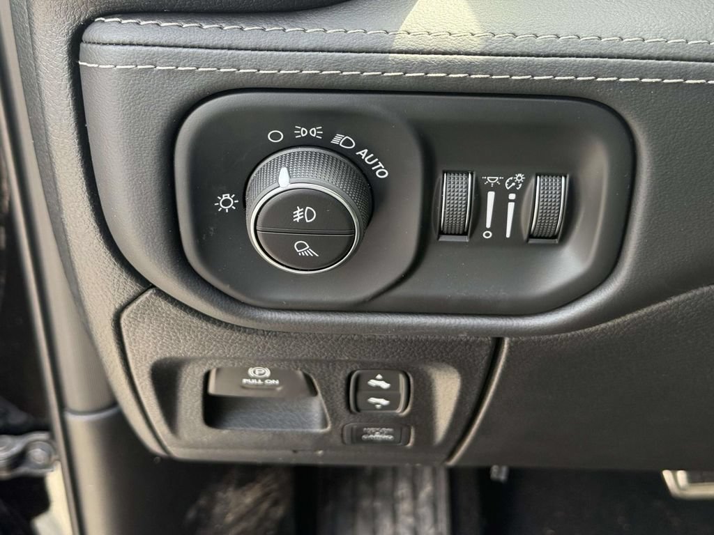 New 2026 RAM 1500 RHO w/ RHO Level 1 Equipment Group AWD/4WD image 17