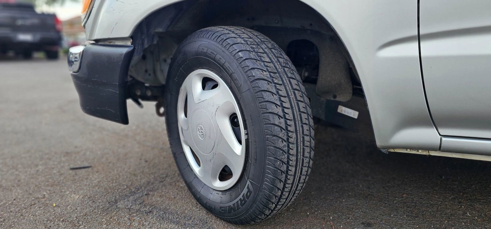 Used 2000 Toyota Tacoma 2WD Regular Cab image 11