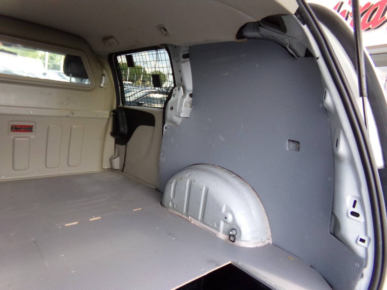 Used 2013 RAM C/V Tradesman FWD image 27