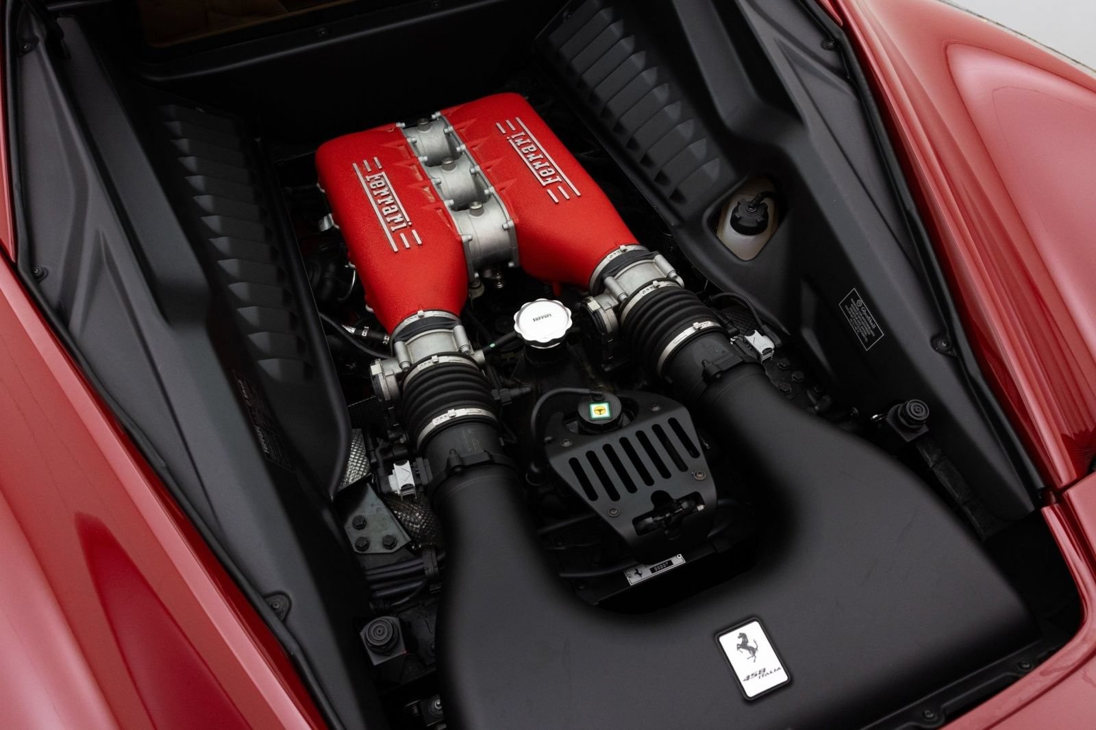 Used 2011 Ferrari 458 Italia Coupe RWD image 19