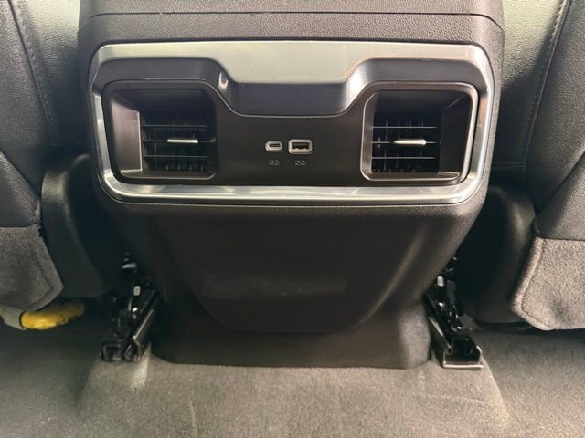 Used 2025 Chevrolet Silverado 1500 LTZ AWD/4WD image 28
