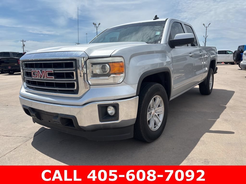 Used 2015 GMC Sierra 1500 SLE w/ SLE Value Package RWD image 2