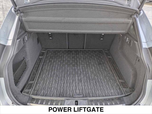 Used 2023 Jaguar F-PACE S image 29