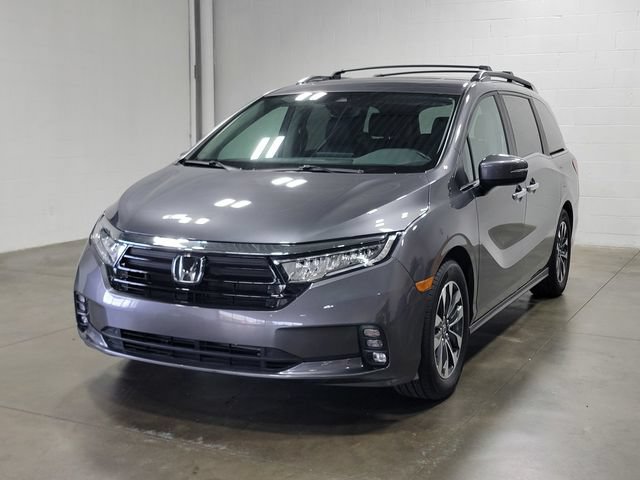 Certified 2024 Honda Odyssey EX-L image 2