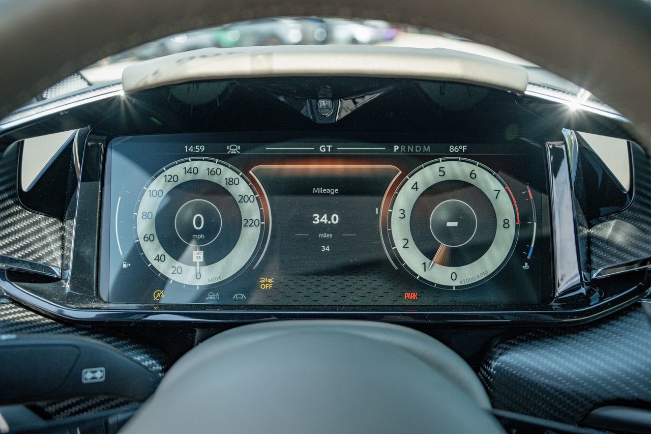 New 2026 Aston Martin Vanquish RWD image 27