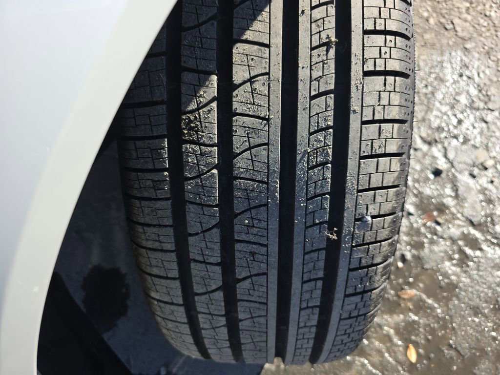 New 2026 Volvo XC90 B6 Plus w/ Protection Package Premier image 45