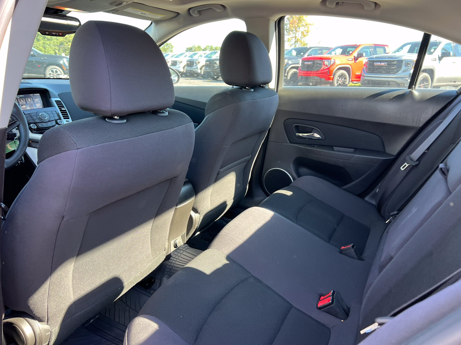 Used 2015 Chevrolet Cruze LT w/ Sun And Sound Package FWD image 28