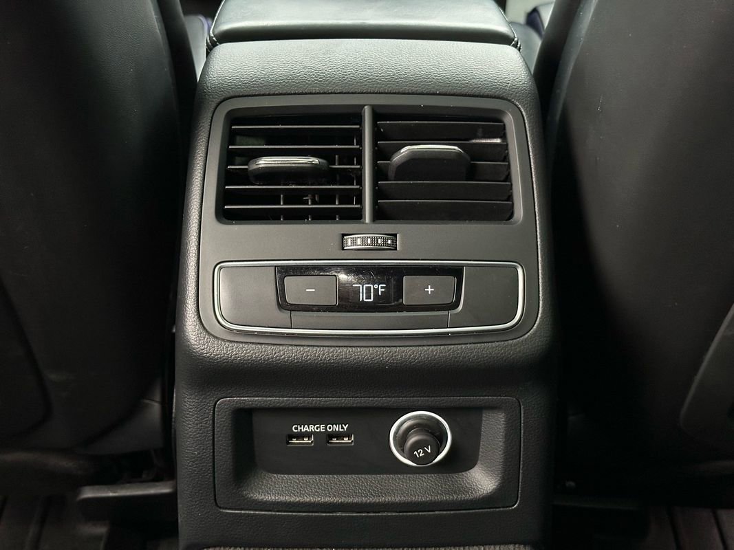 Used 2020 Audi S4 Prestige w/ Prestige Package image 32