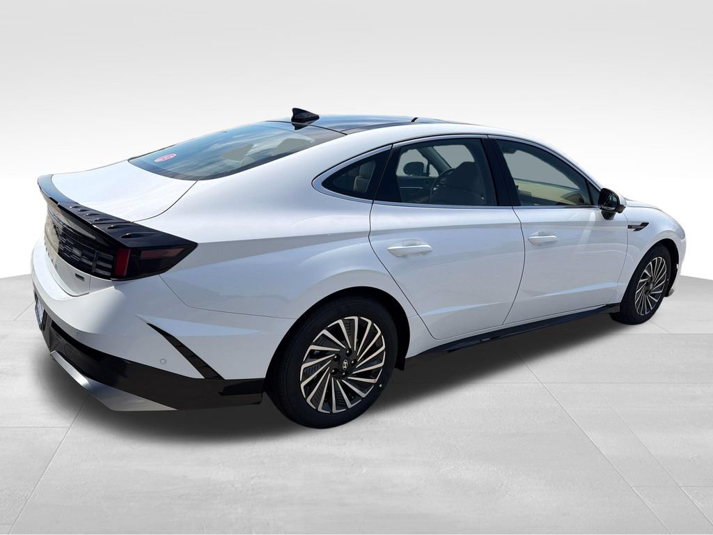 New 2026 Hyundai Sonata Limited FWD image 7