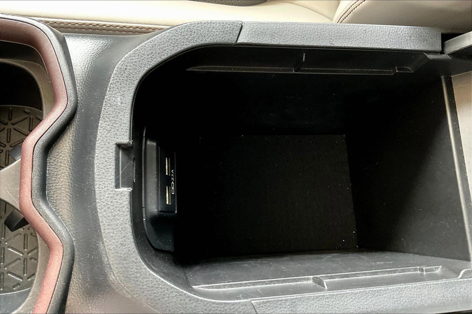 Used 2021 Toyota RAV4 Limited AWD/4WD image 16