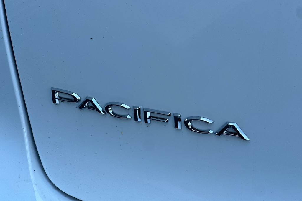 New 2027 Chrysler Pacifica Select FWD image 27