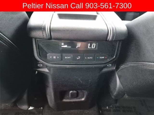 Used 2025 Toyota Grand Highlander AWD image 27