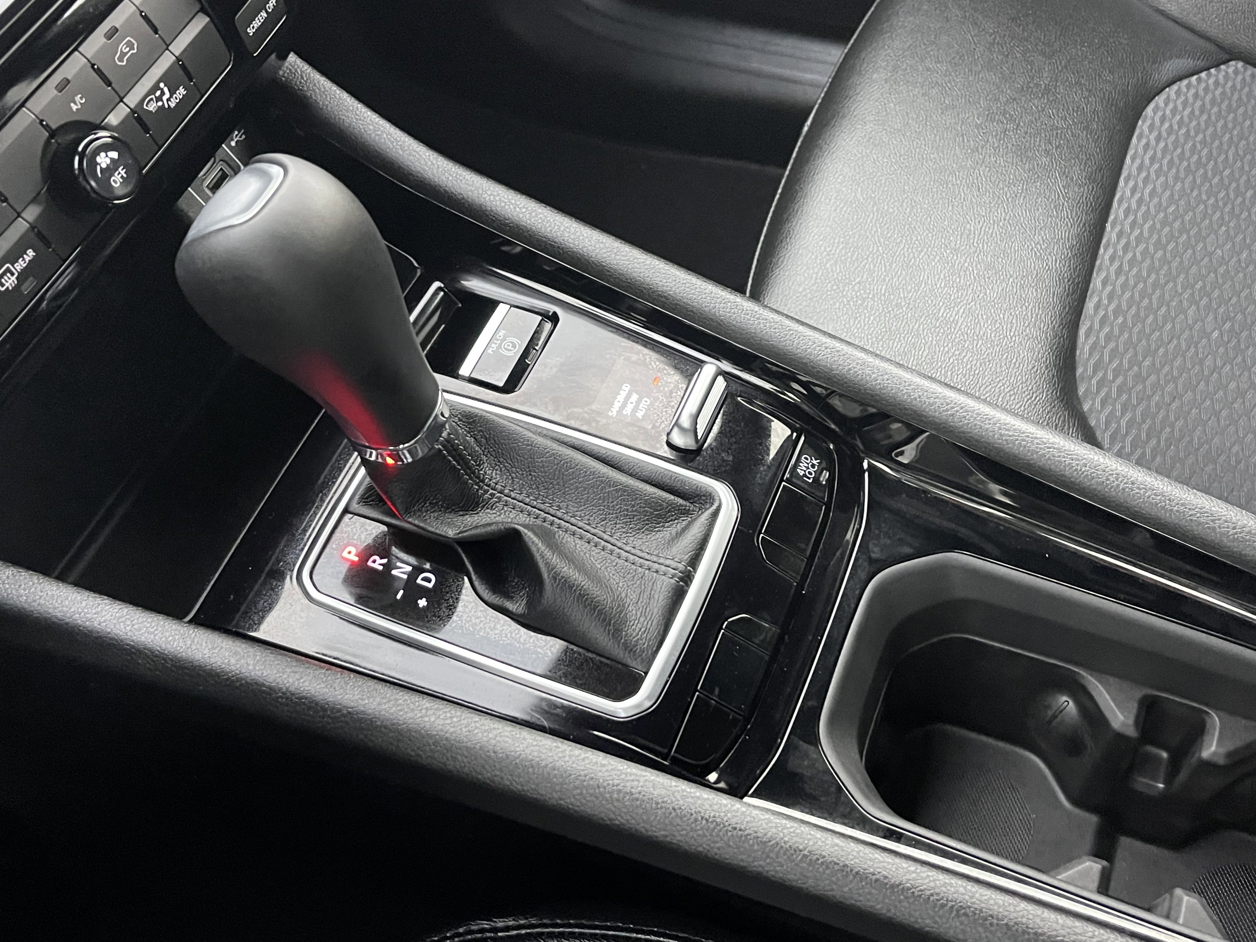 New 2026 Jeep Compass Latitude image 32