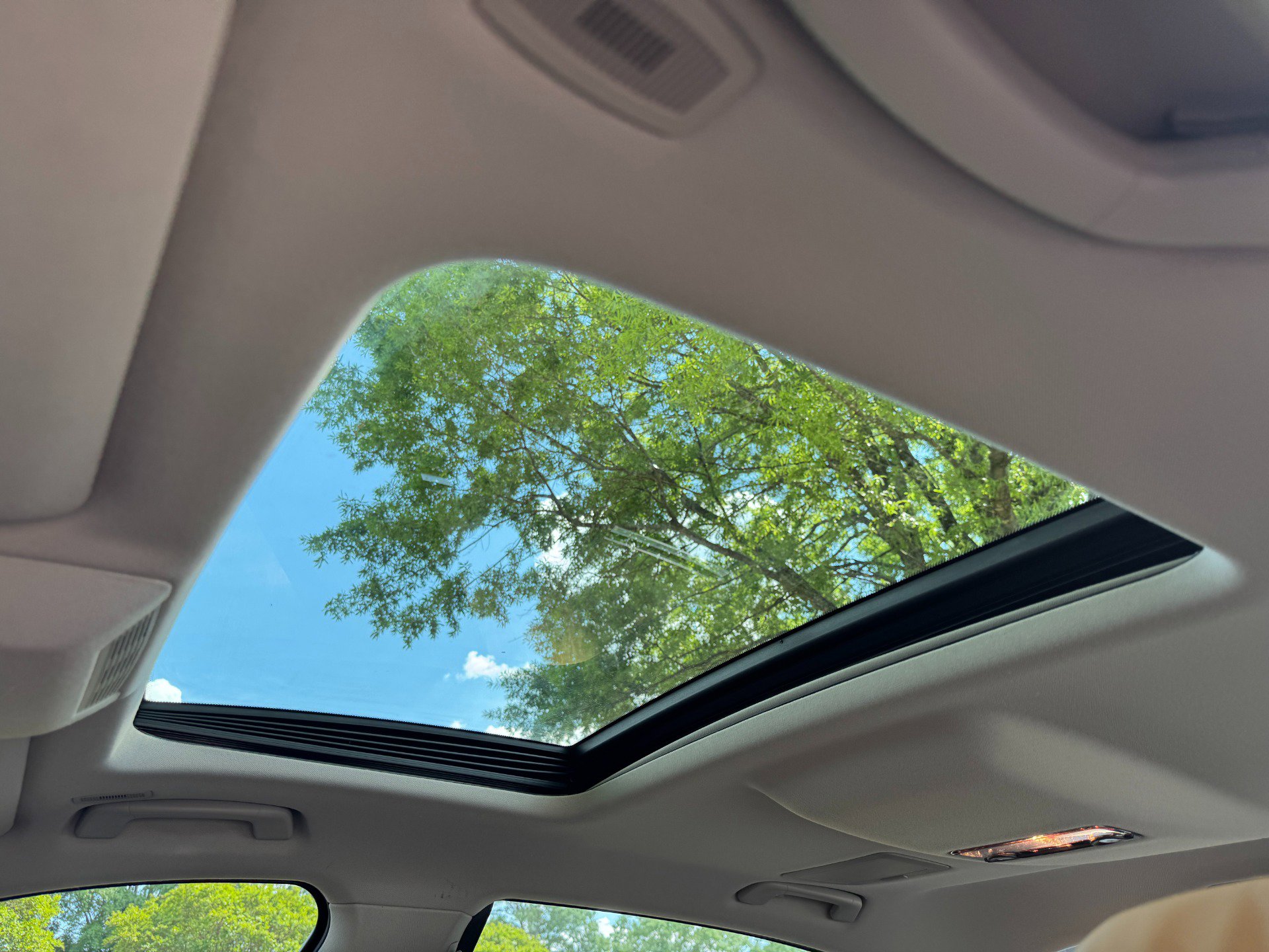 Used 2012 BMW 750Li image 38