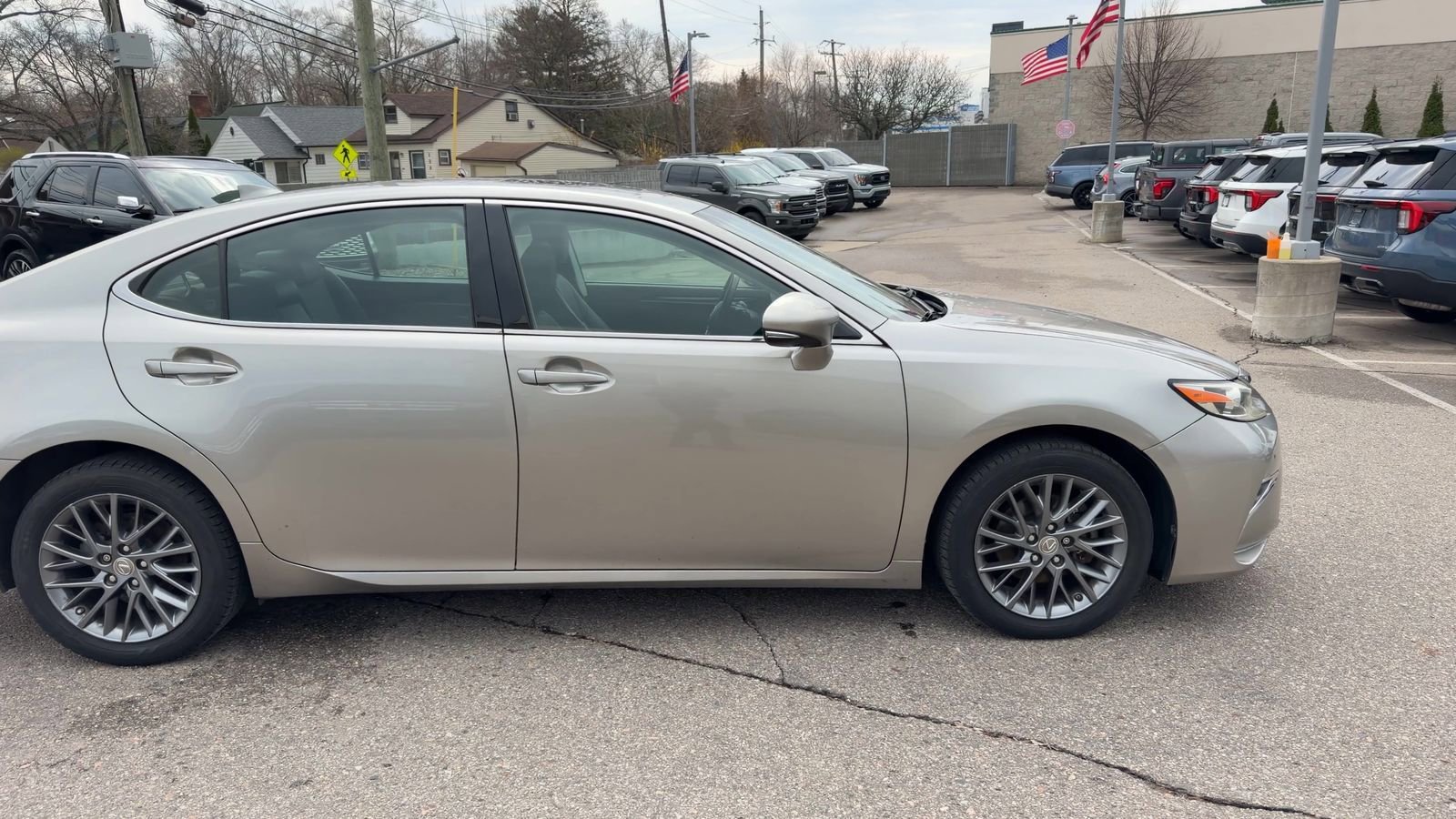 Used 2018 Lexus ES 350 w/ Premier Package image 12