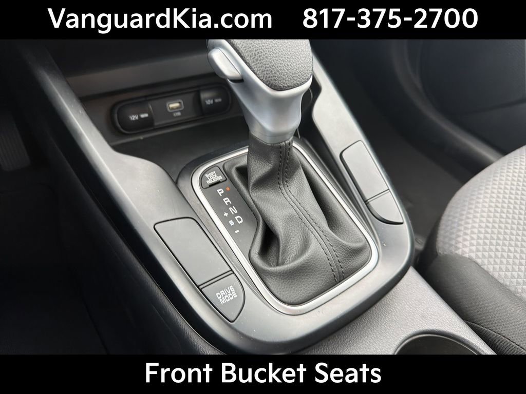Certified 2025 Kia Soul LX FWD image 24