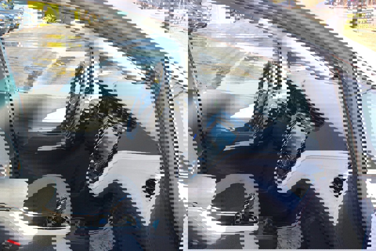 Used 2019 Chevrolet Bolt LT image 16