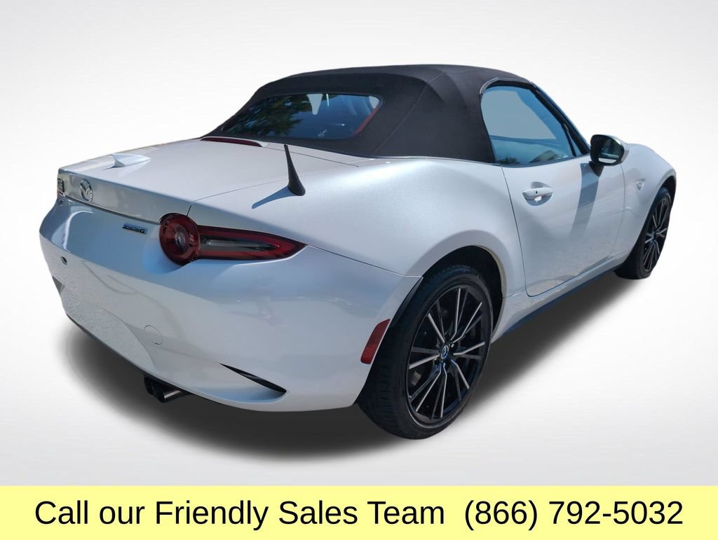 Used 2024 MAZDA MX-5 Miata Grand Touring RWD image 6