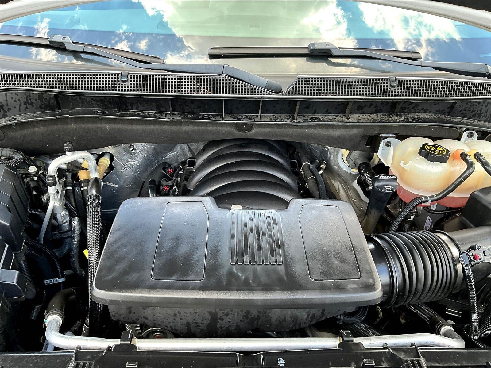 Used 2023 Chevrolet Suburban LS AWD/4WD image 31