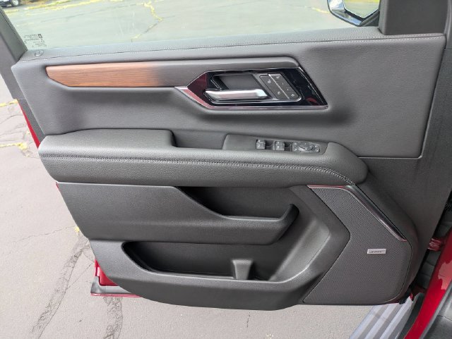 New 2026 GMC Yukon Denali w/ Sun & Power Step Package AWD/4WD image 11