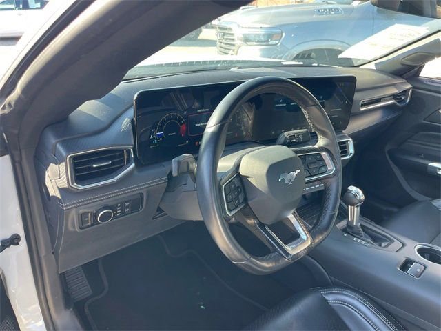 Used 2024 Ford Mustang Premium image 9