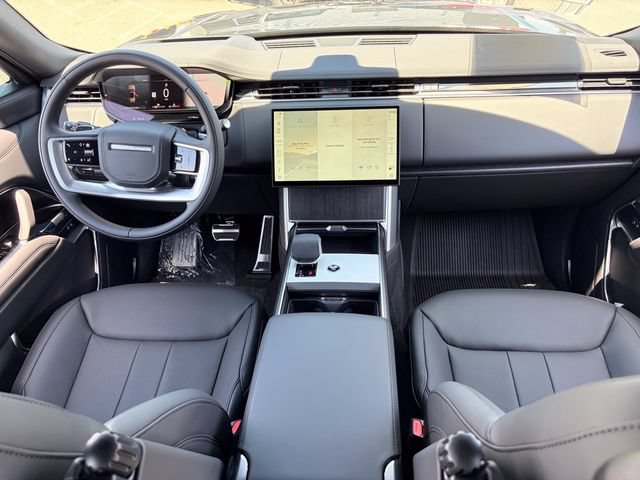 New 2026 Land Rover Range Rover Long Wheelbase SE AWD/4WD image 14