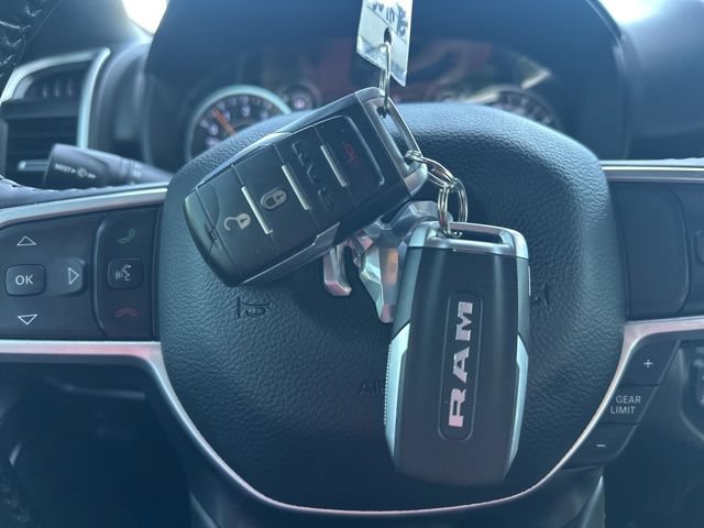 Used 2022 RAM 1500 Big Horn AWD/4WD image 36