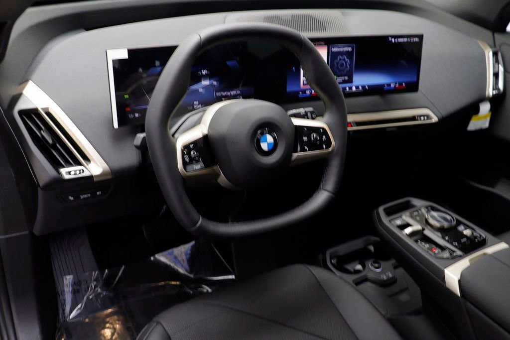 New 2026 BMW iX xDrive60 w/ Premium Package AWD/4WD image 7