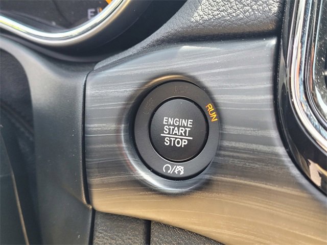 Used 2021 Jeep Grand Cherokee Laredo X image 18