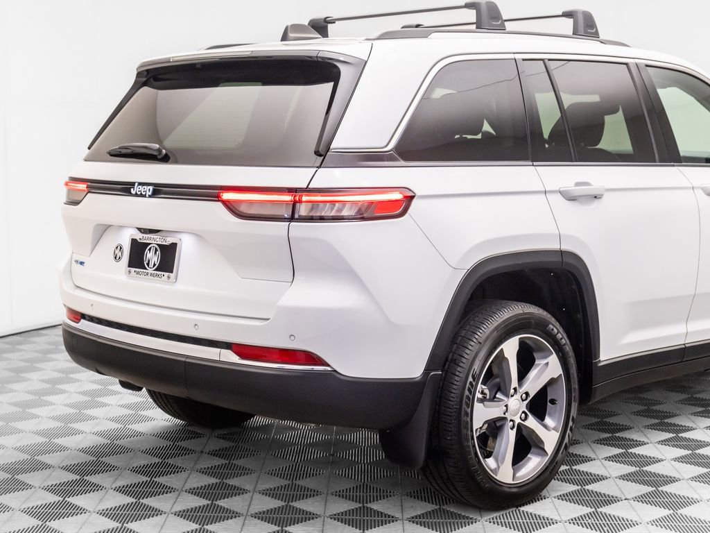 Used 2023 Jeep Grand Cherokee 4WD 4xe w/ MOPAR Finishing Package image 43